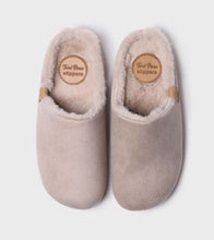 Load image into Gallery viewer, FUR LINED CLOG SLIPPER
