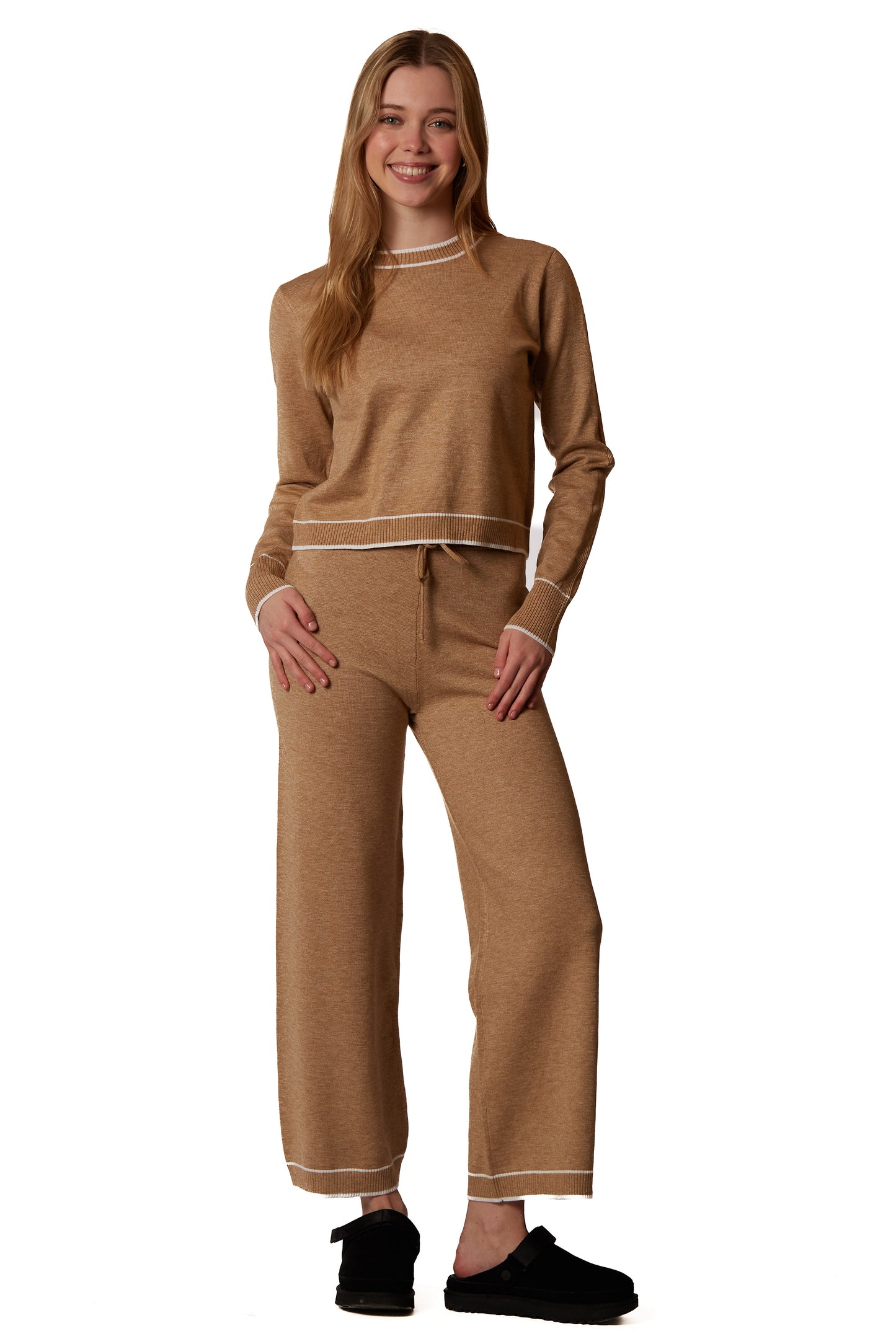 STRIPE TRIM WIDE LEG SWEATER PANT
