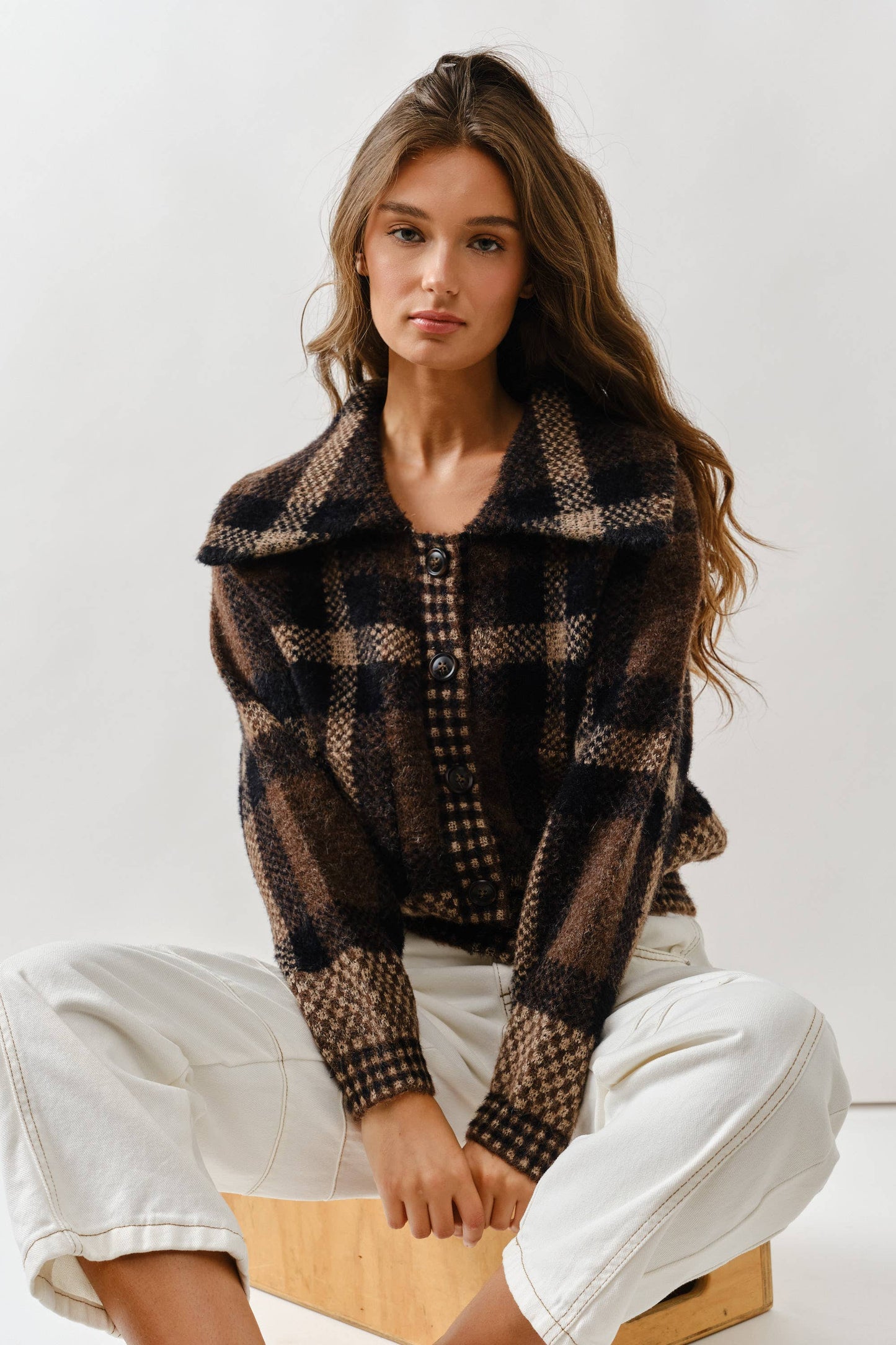 Aaron & Amber - MAJ3293 PLAID BUTTON DOWN CARDIGAN