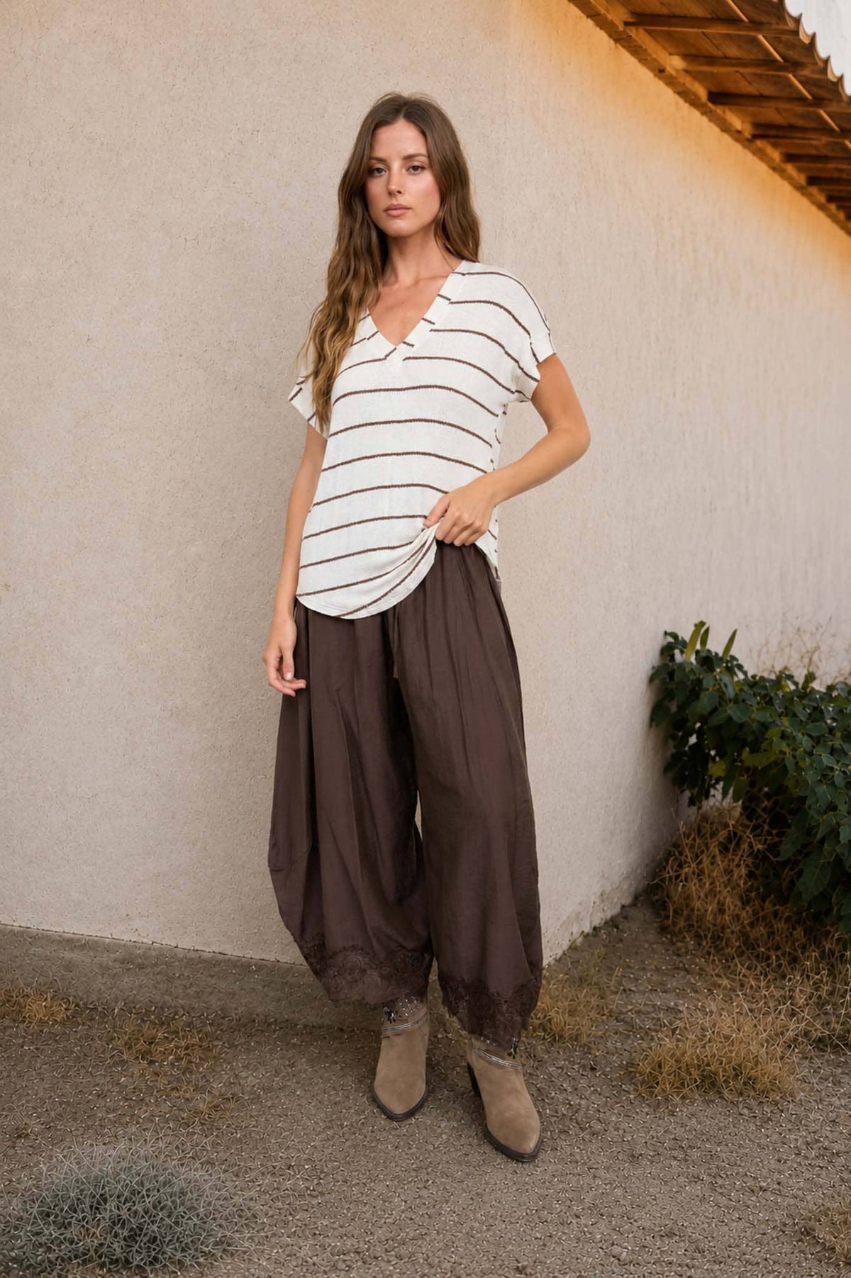 STRIPE V NECK CUFFED SLEEVE KNIT TOP - Blu Pepper