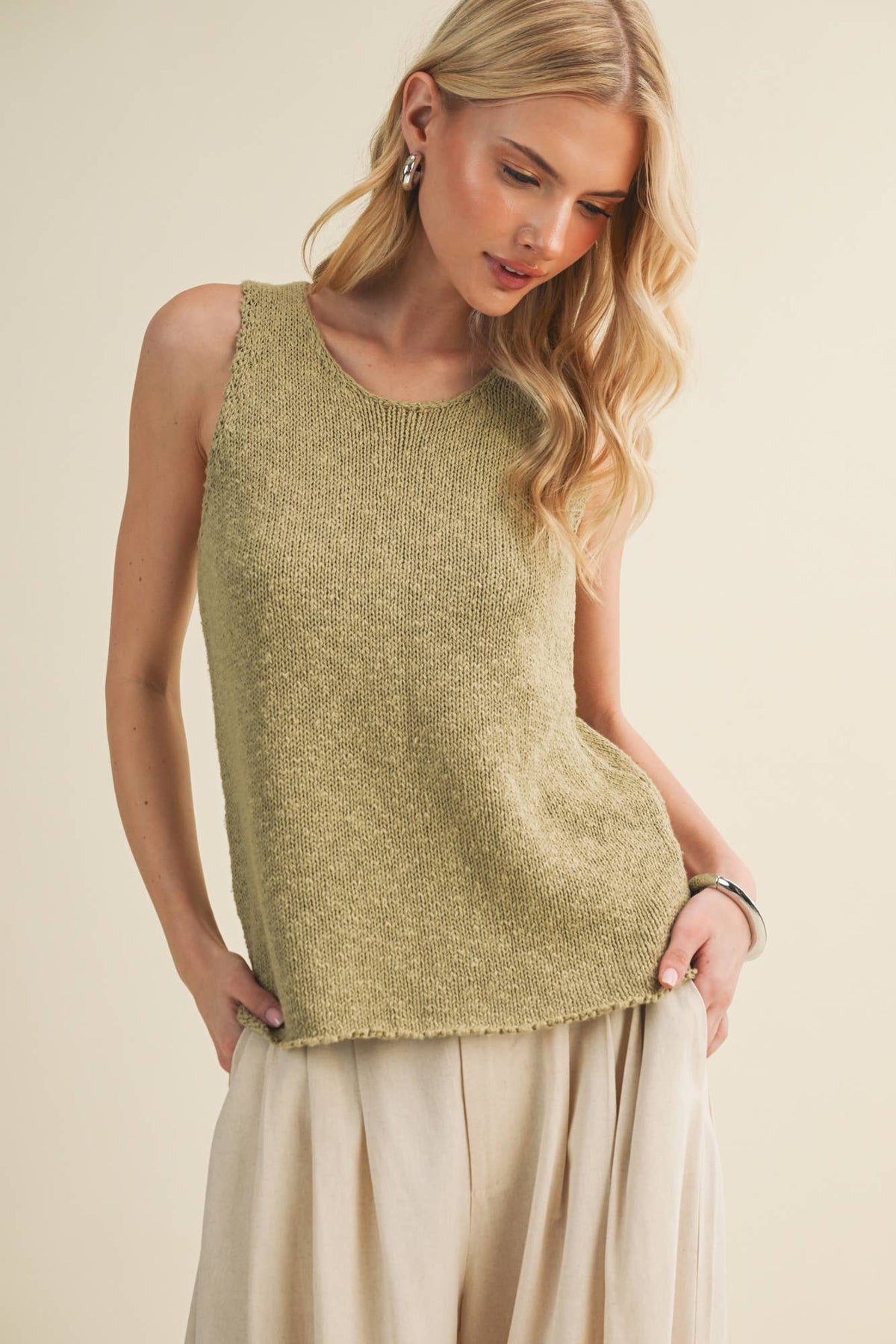 Mustard Seed - Textural Knit Raw-Edge Sleeveless Top