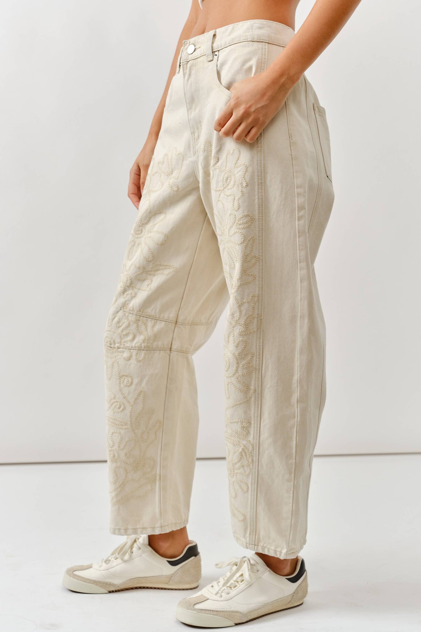 Aaron & Amber - AJP5114 EMBROIDERED DETAIL COTTON BARREL PANTS