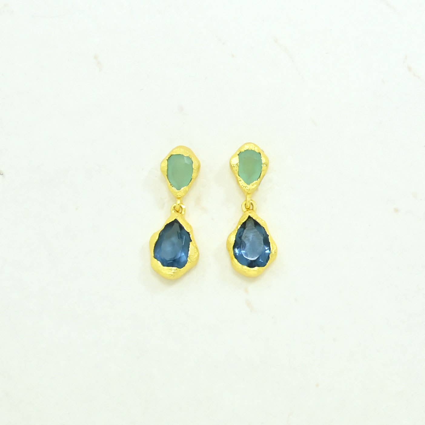 Schmuckoo x Noyre Berlin -  Aveline Earring Gold Plated - Blue Iolite & Aqua Chalcedony