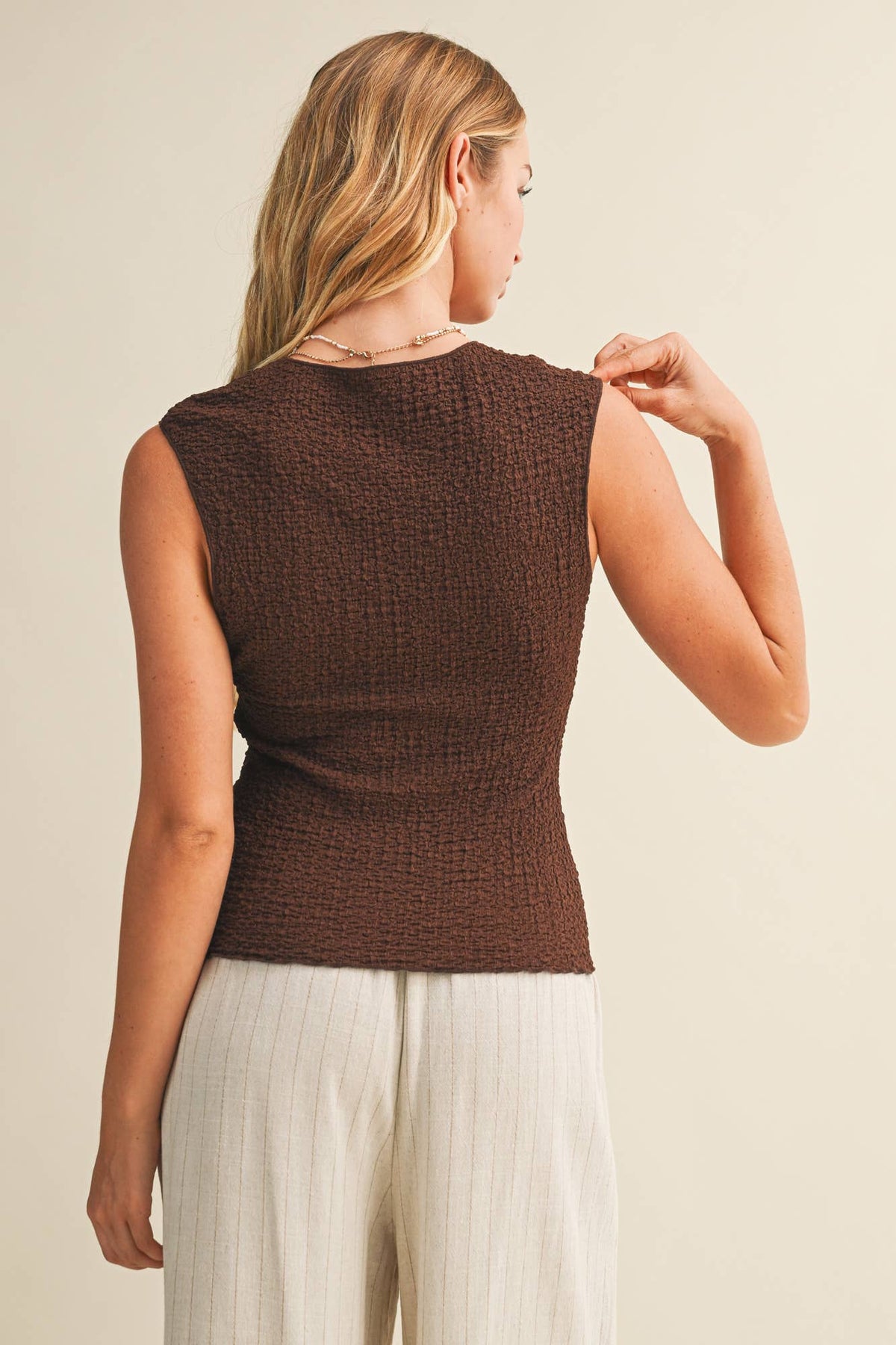 Mustard Seed - V-Neck Popcorn Textured Sleeveless Top