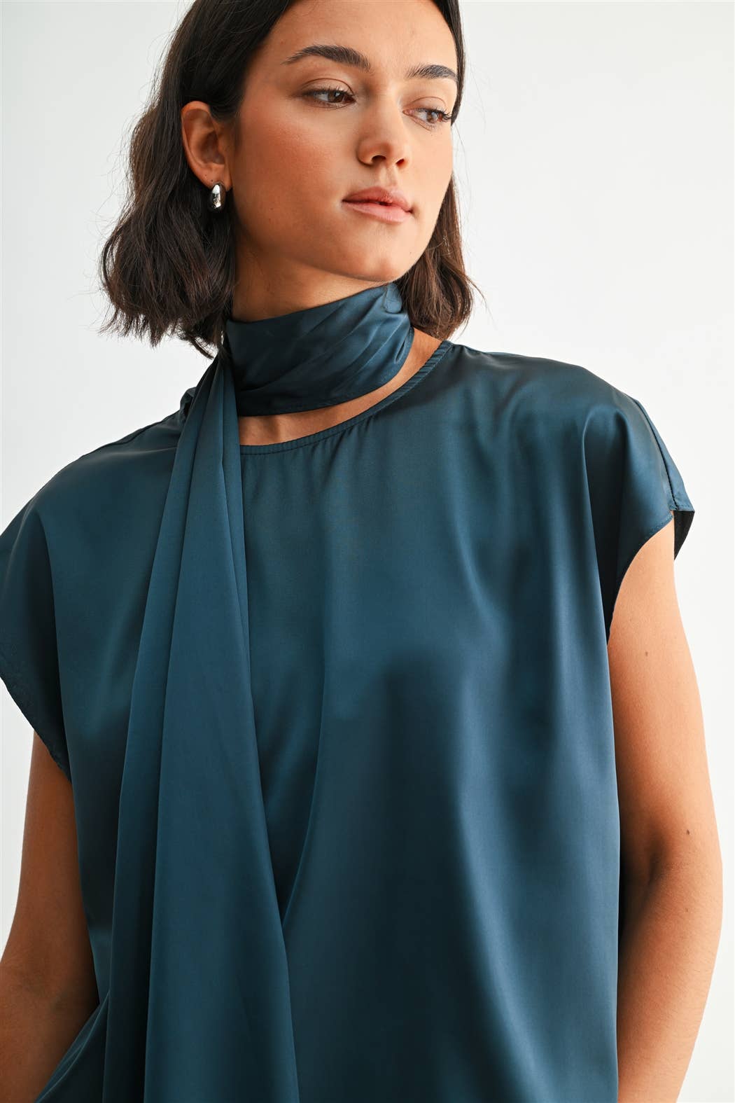 SATIN SCARF COLLAR BLOUSE - Fun2Fun