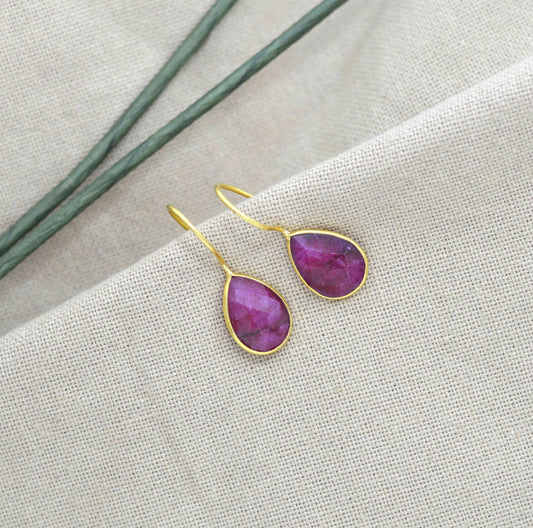 Schmuckoo Berlin - Teardrop Gemstone Earring Gold Silver 925 - Red Sillimanite