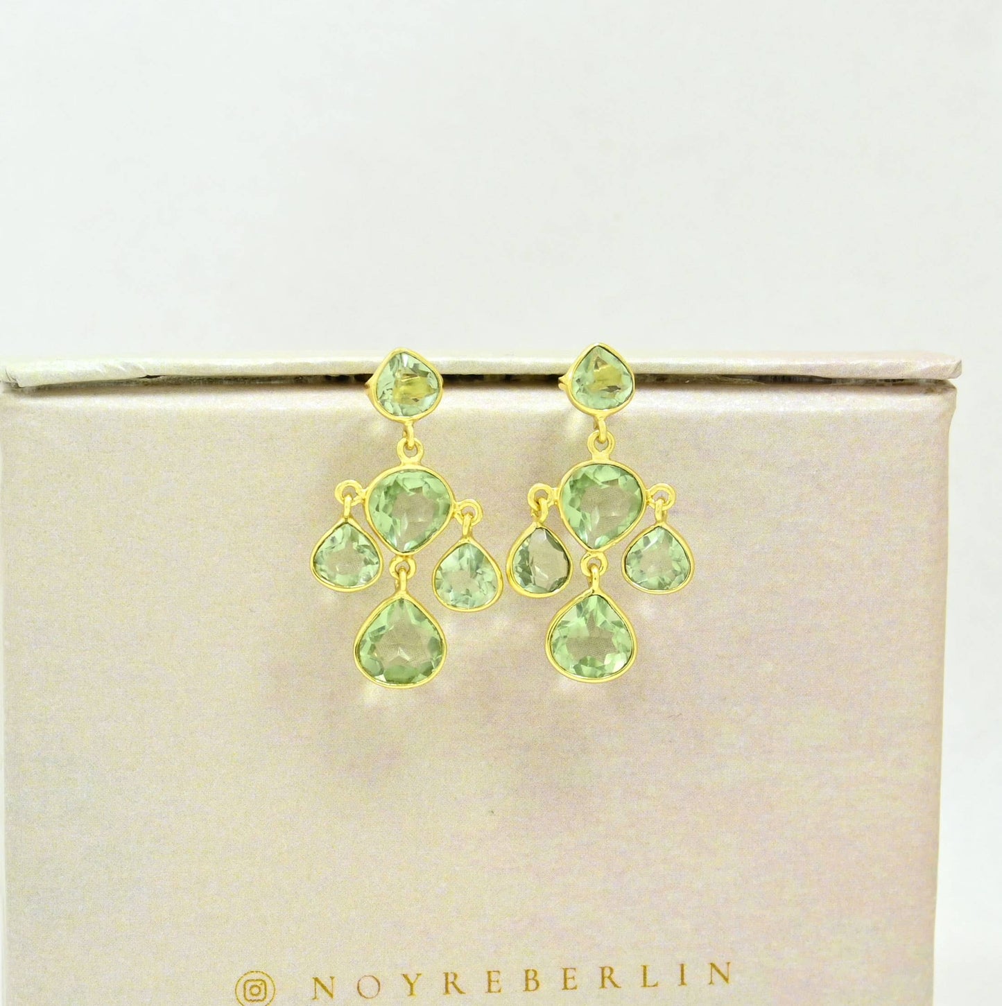 Schmuckoo x Noyre Berlin - Antila Earring Gold Plated - Green Quartz