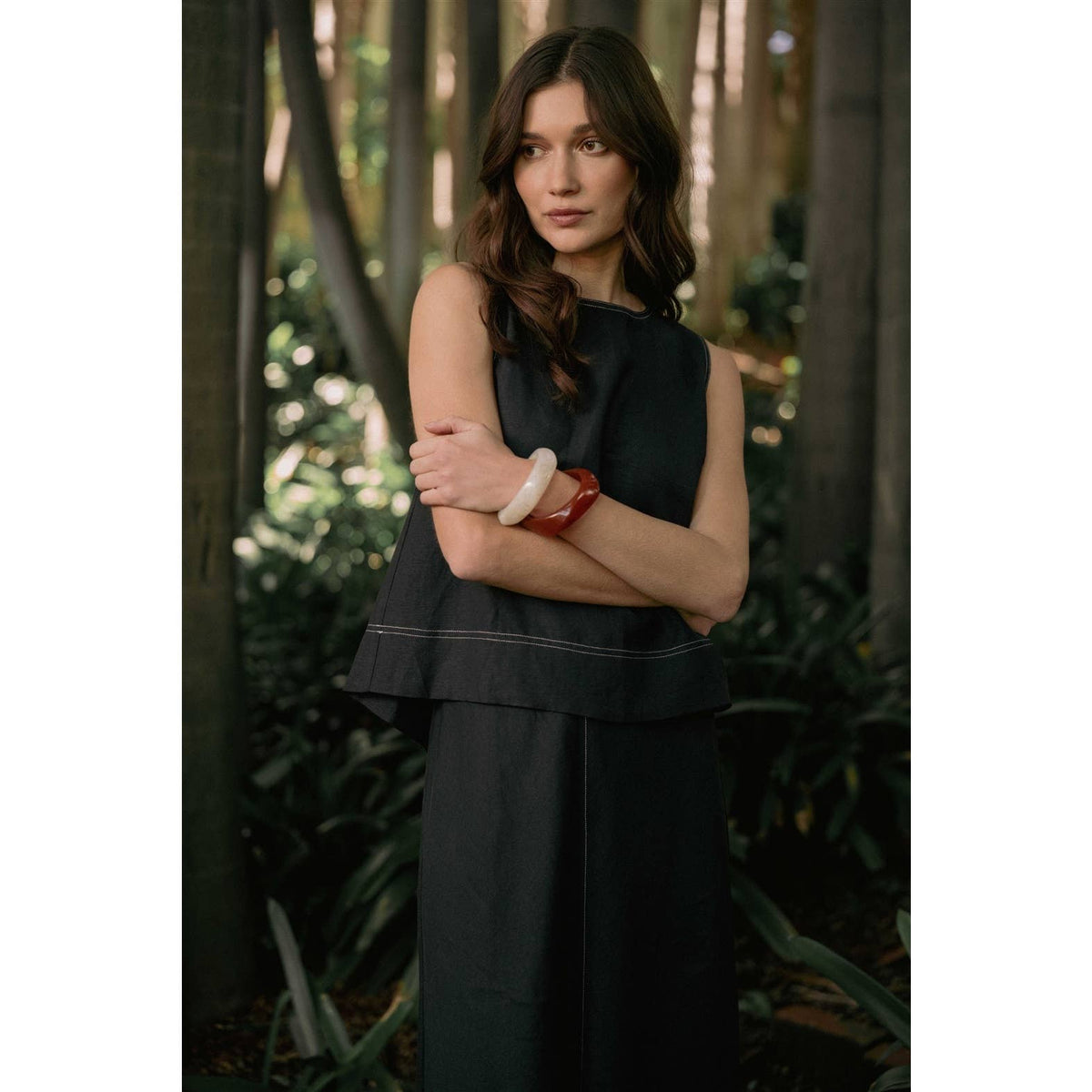 FUN2FUN - LINEN PLEATED BACK SLEEVELESS TOP