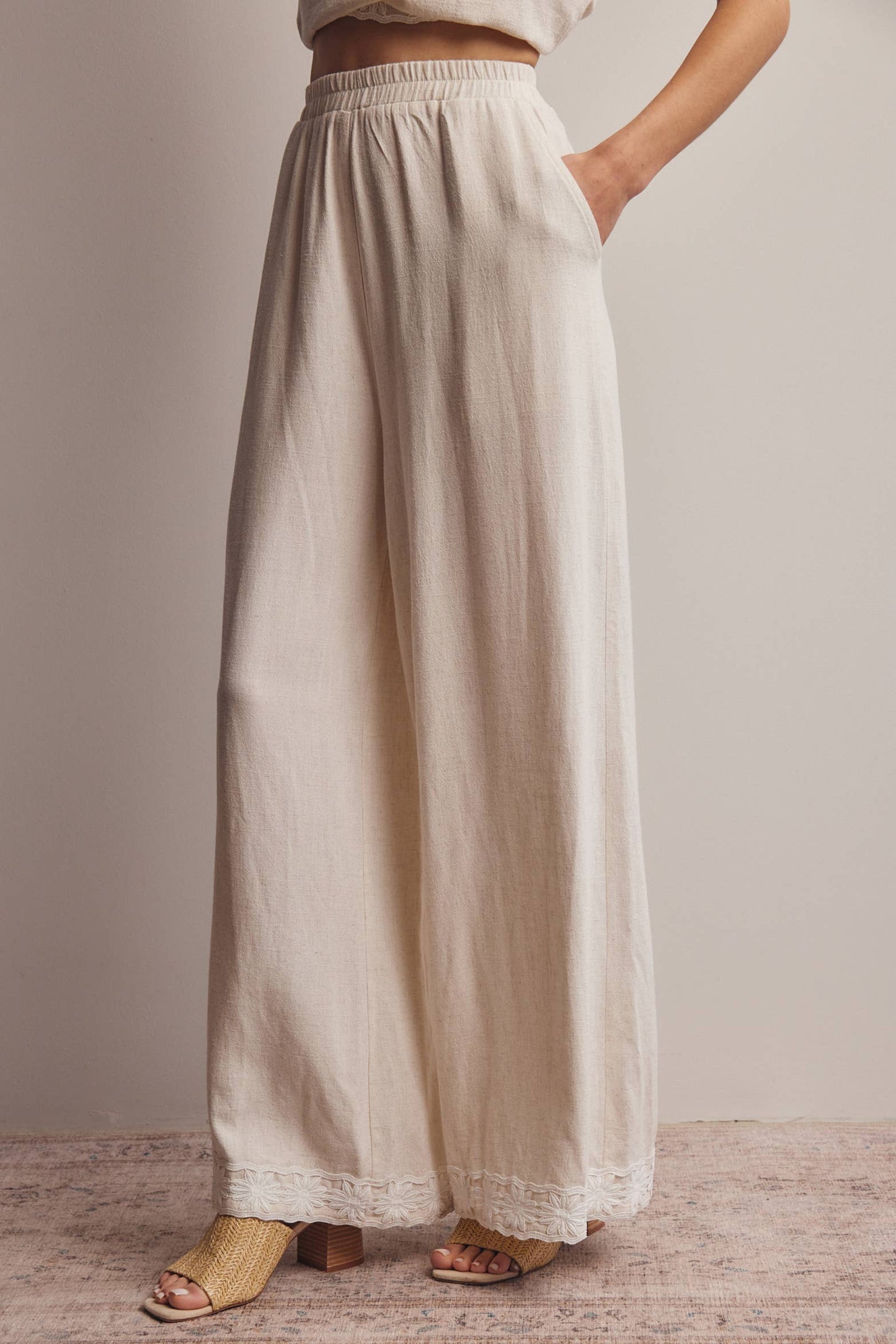 Embroidered Square-Neck Tank & Wide-Leg Pants Set FSET011