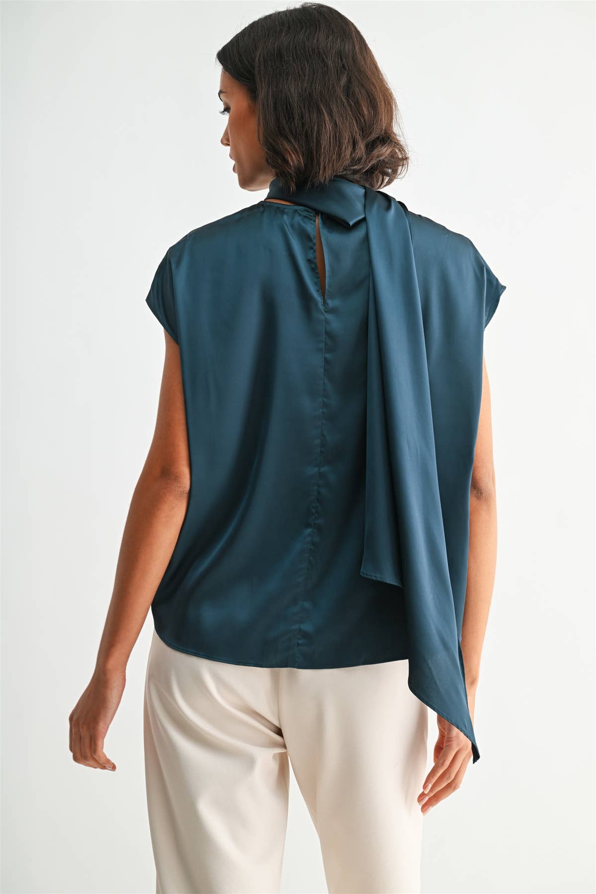 SATIN SCARF COLLAR BLOUSE - Fun2Fun