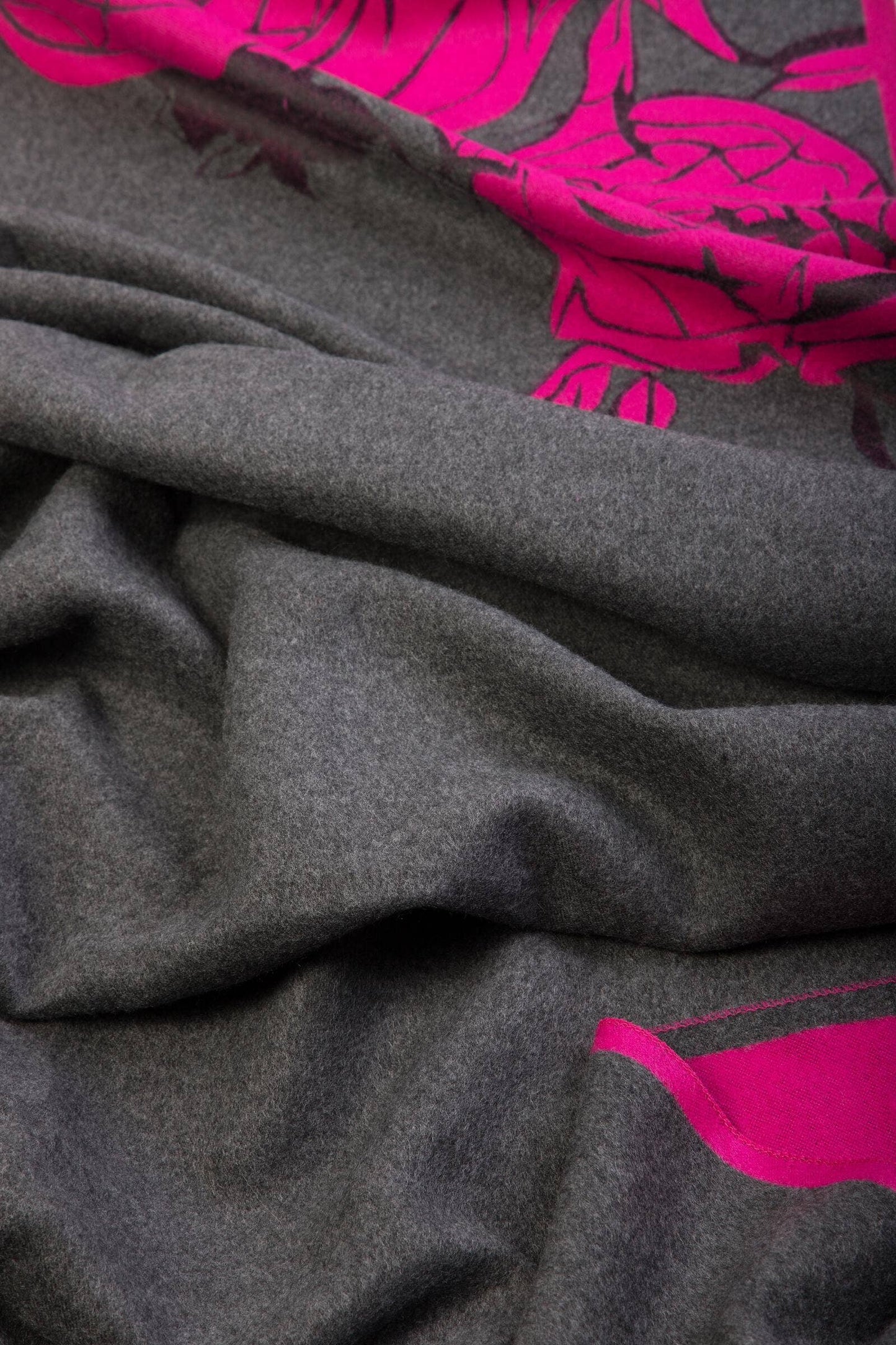 SAACHI - Bold Floral Reversible Scarf