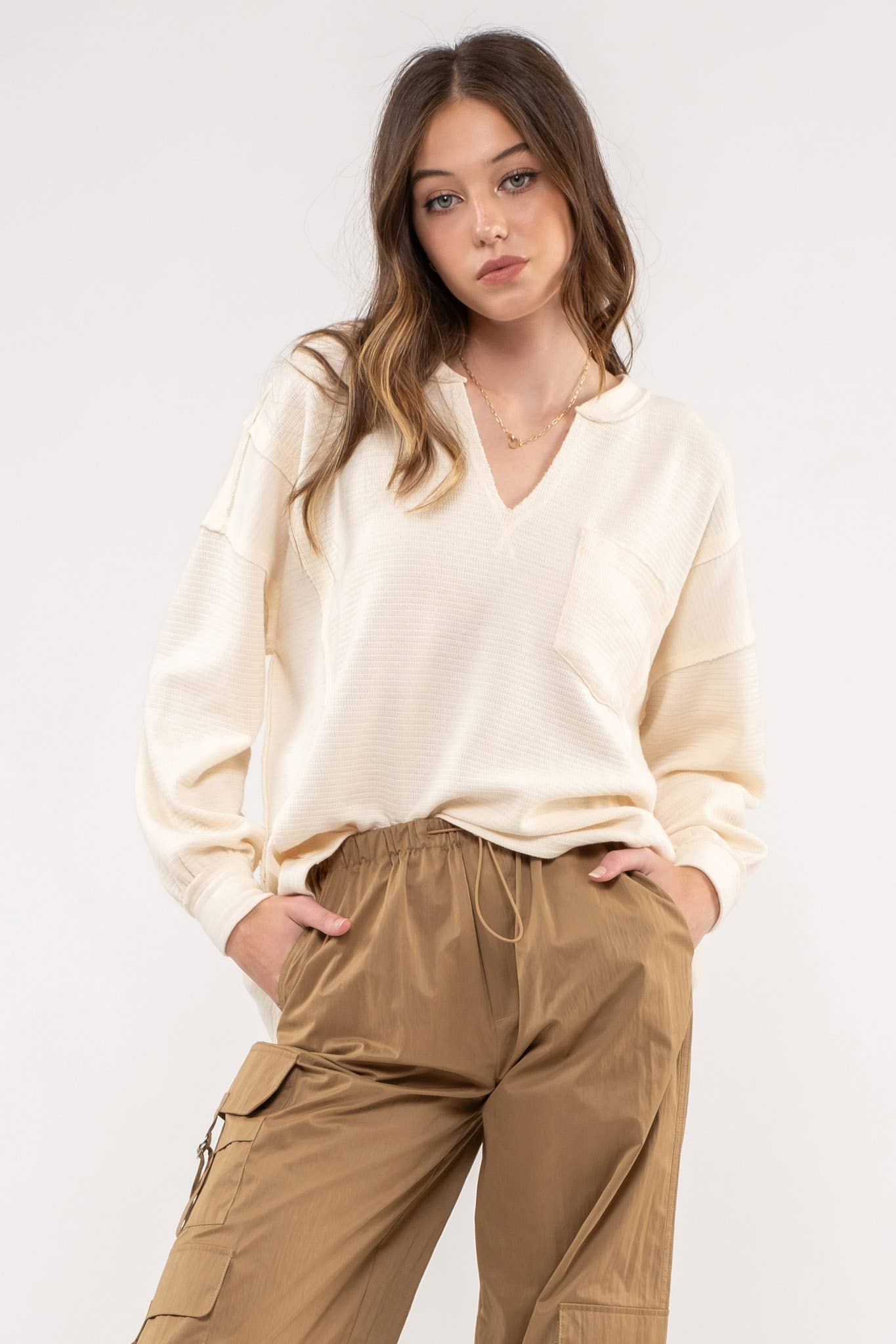 SOLID PATCHWORK SPLIT NECK KNIT TOP - Blu Pepper