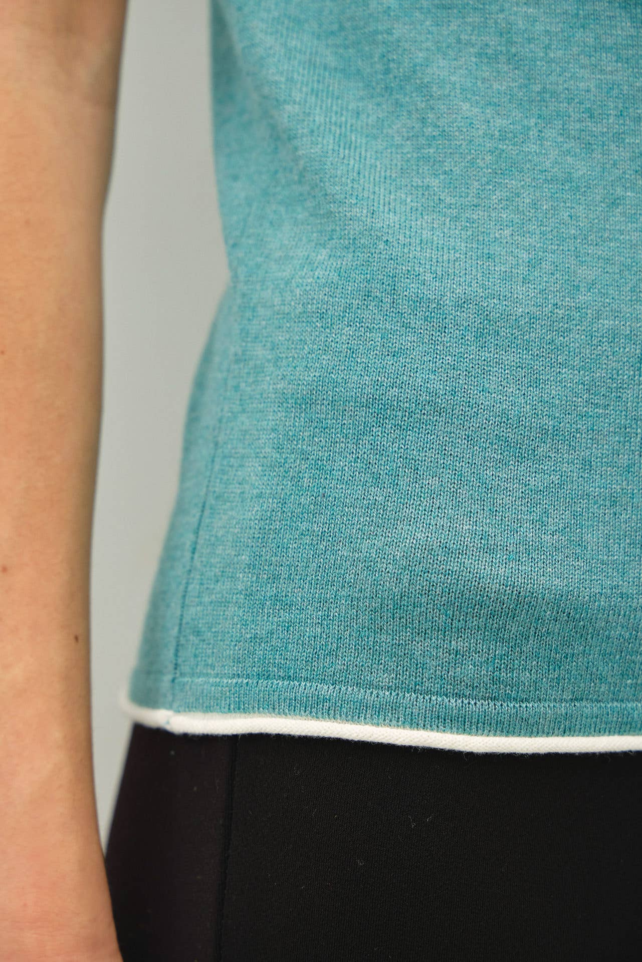 Be Cool - LAYERED LOOK ESSENTIAL SHORT SLEEVE  SWEATER TOP