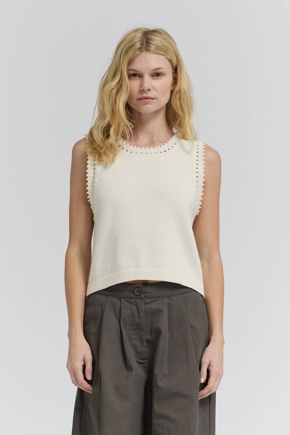 Grade & Gather - 42205 - EDGE TRIM KNIT VEST