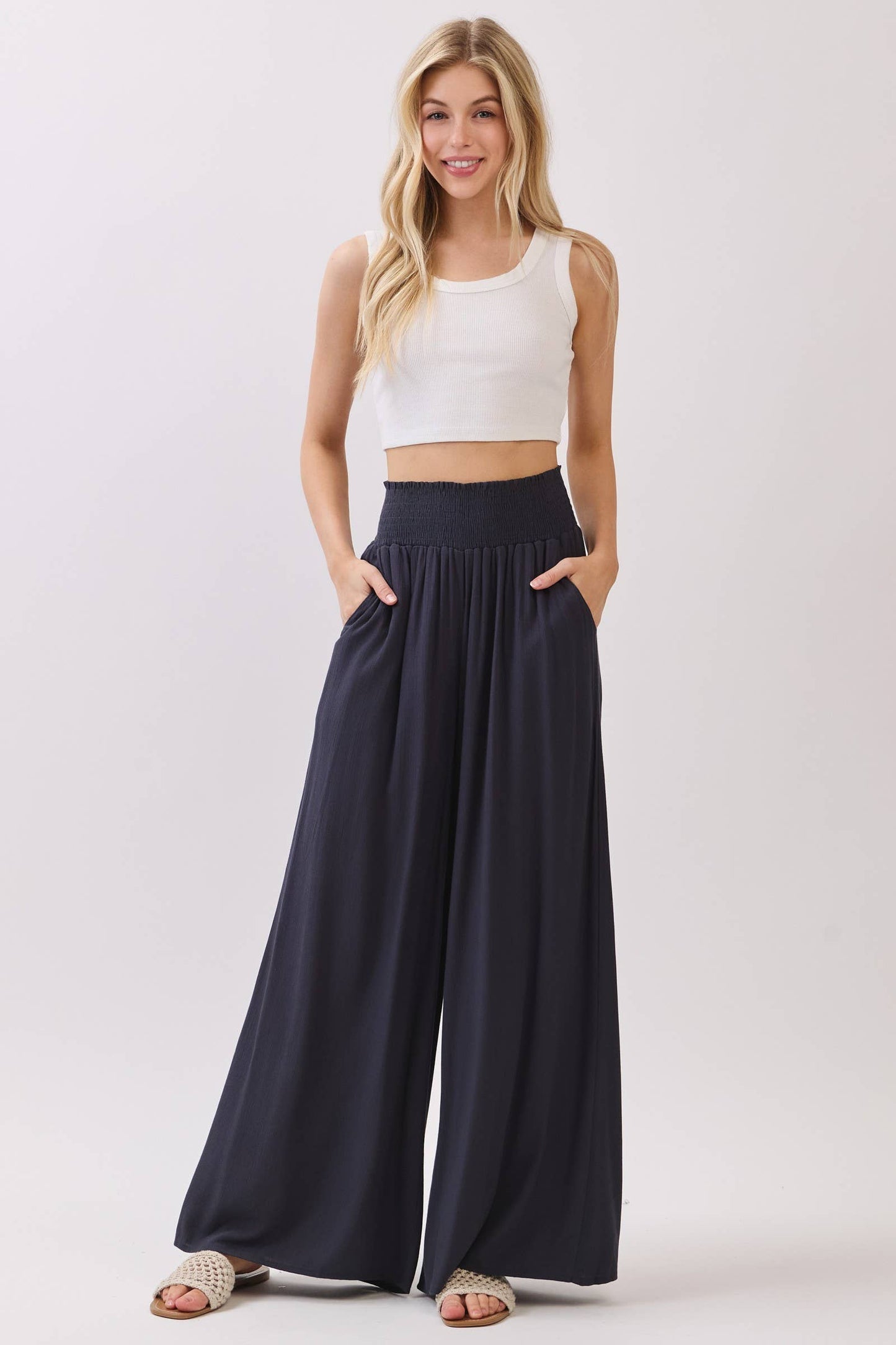 WIDE SMOCK WAIST WIDE LEG PANTS - VNP70263D
