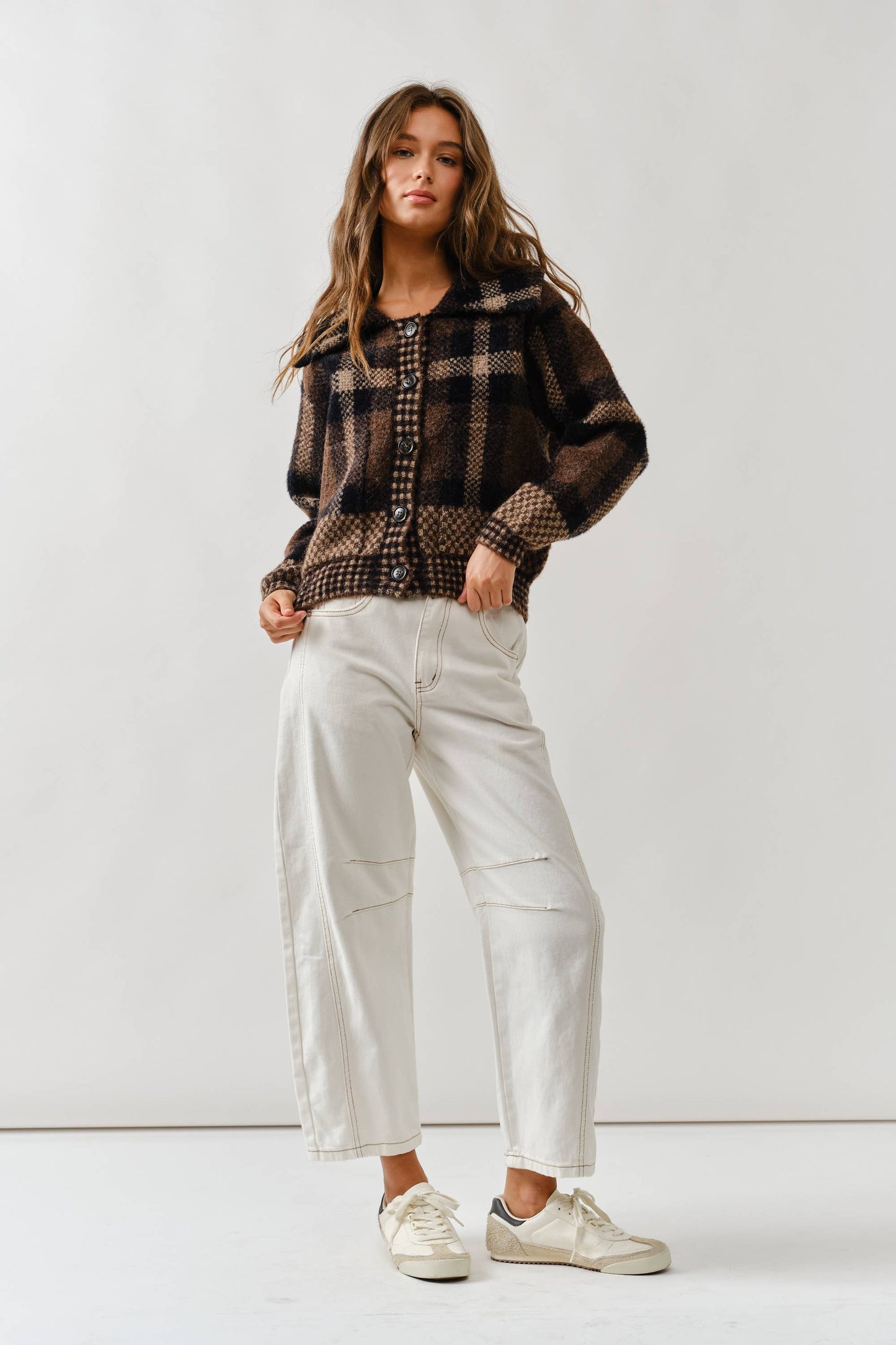Aaron & Amber - MAJ3293 PLAID BUTTON DOWN CARDIGAN