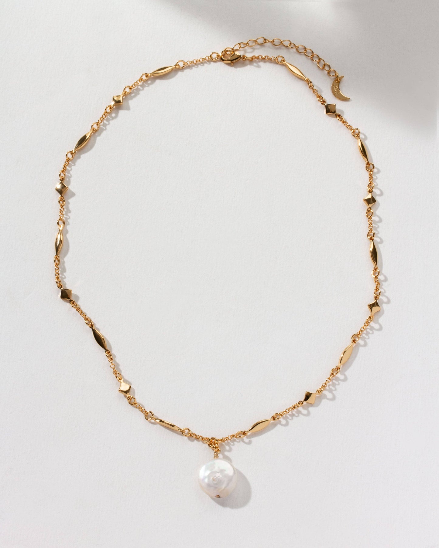 Luna Norte - Skybound Sea Pearls Necklace