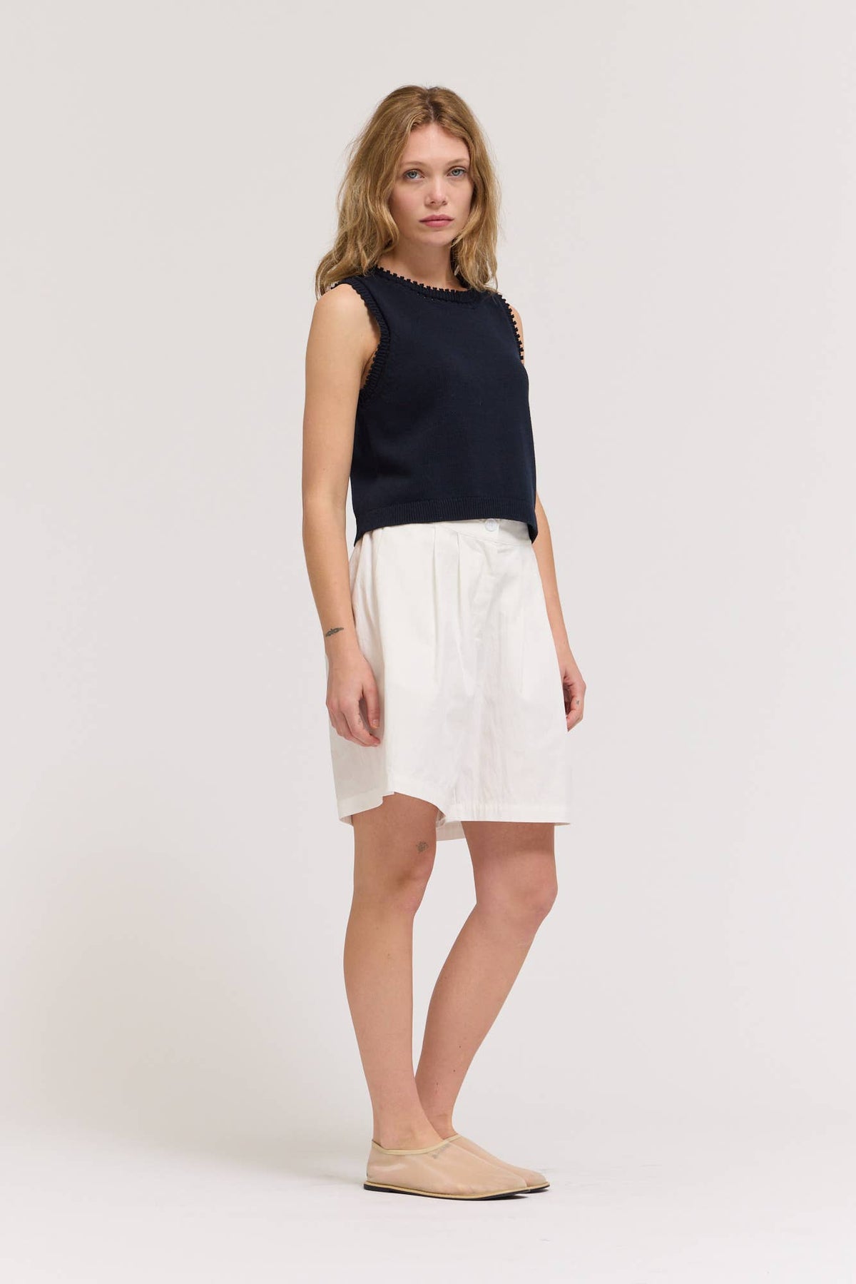Grade & Gather - 42205 - EDGE TRIM KNIT VEST