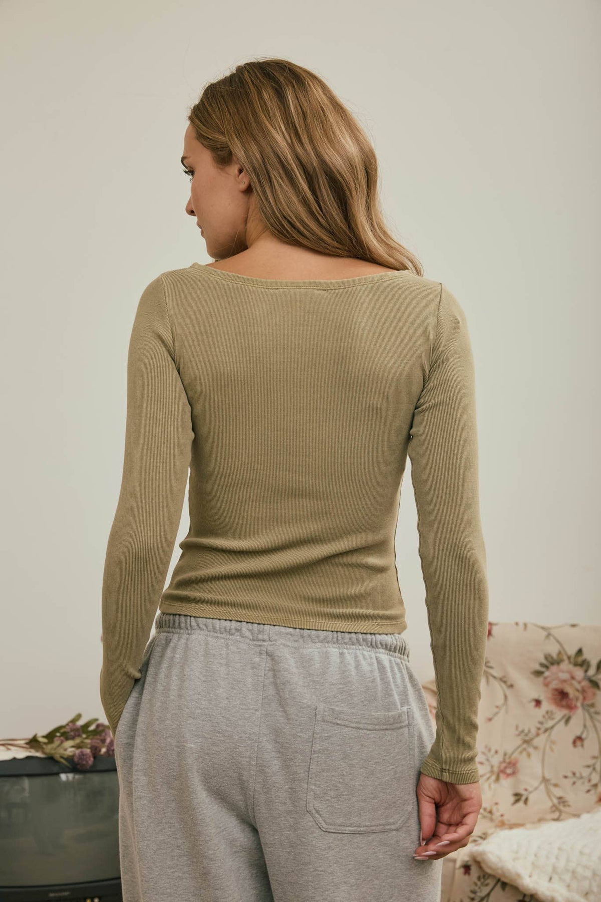 BOAT NECK LONG SLEEVE RIBBED KNIT TOP - Blu Pepper
