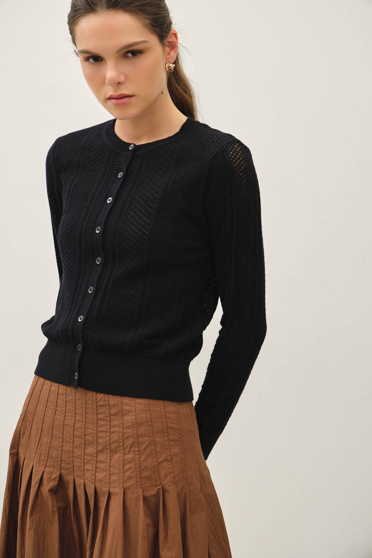 Be Cool - POINTELLE CROPPED SLIM CARDIGAN