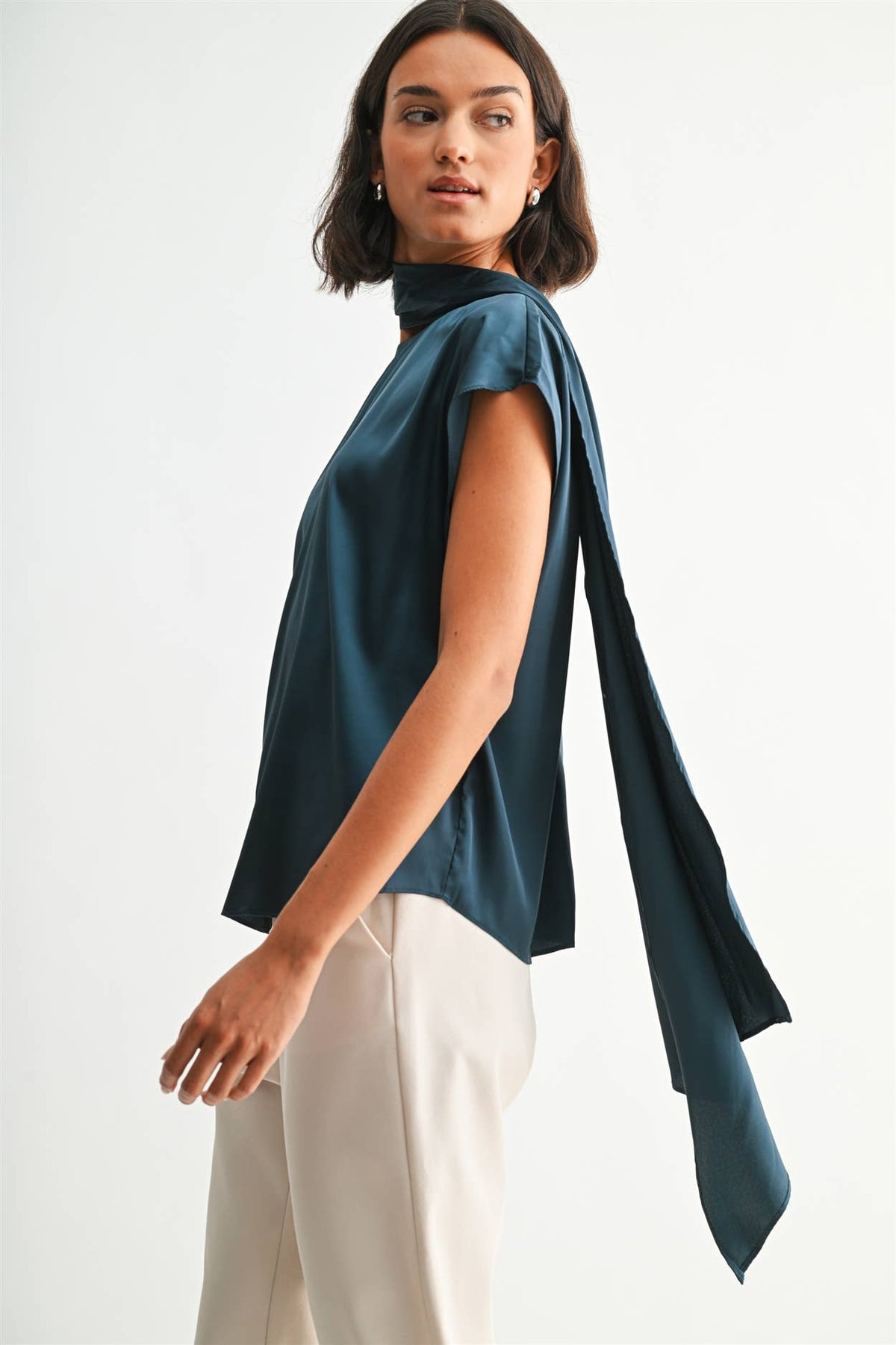 SATIN SCARF COLLAR BLOUSE - Fun2Fun