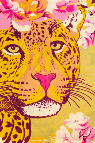 Climing Leopard Printed Scarf