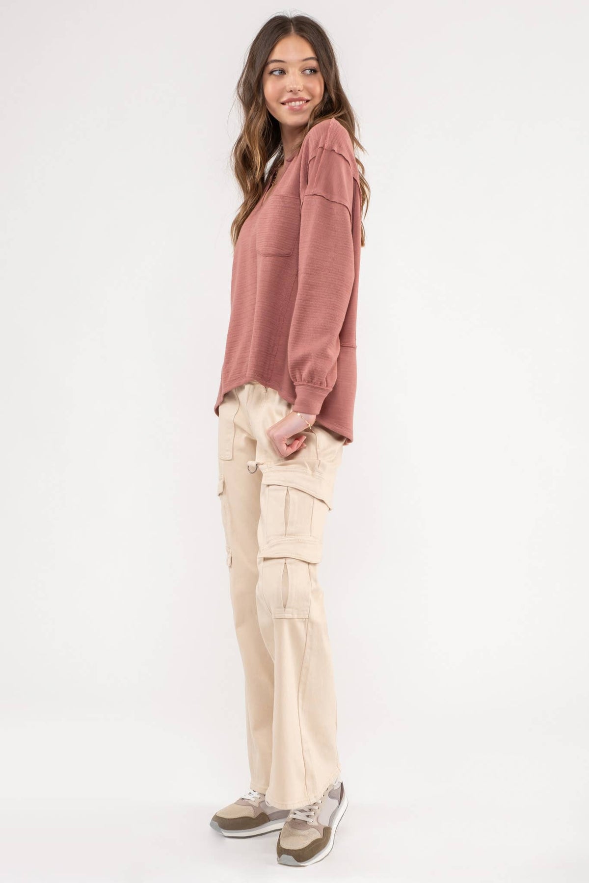 SOLID PATCHWORK SPLIT NECK KNIT TOP - Blu Pepper