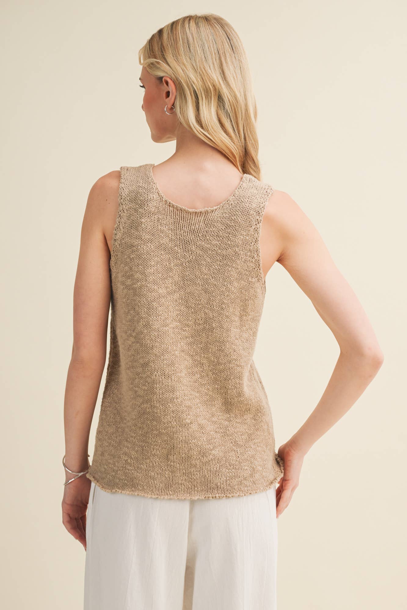 Mustard Seed - Textural Knit Raw-Edge Sleeveless Top