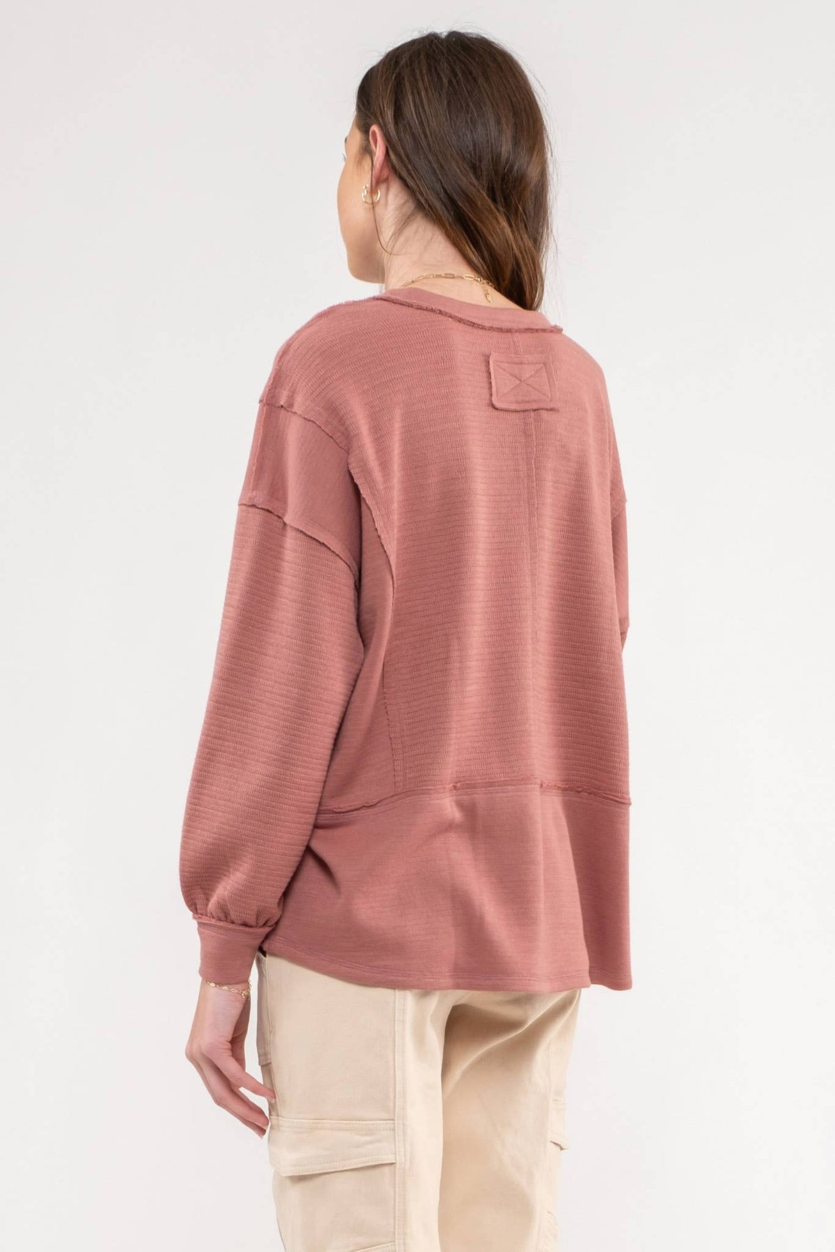 SOLID PATCHWORK SPLIT NECK KNIT TOP - Blu Pepper