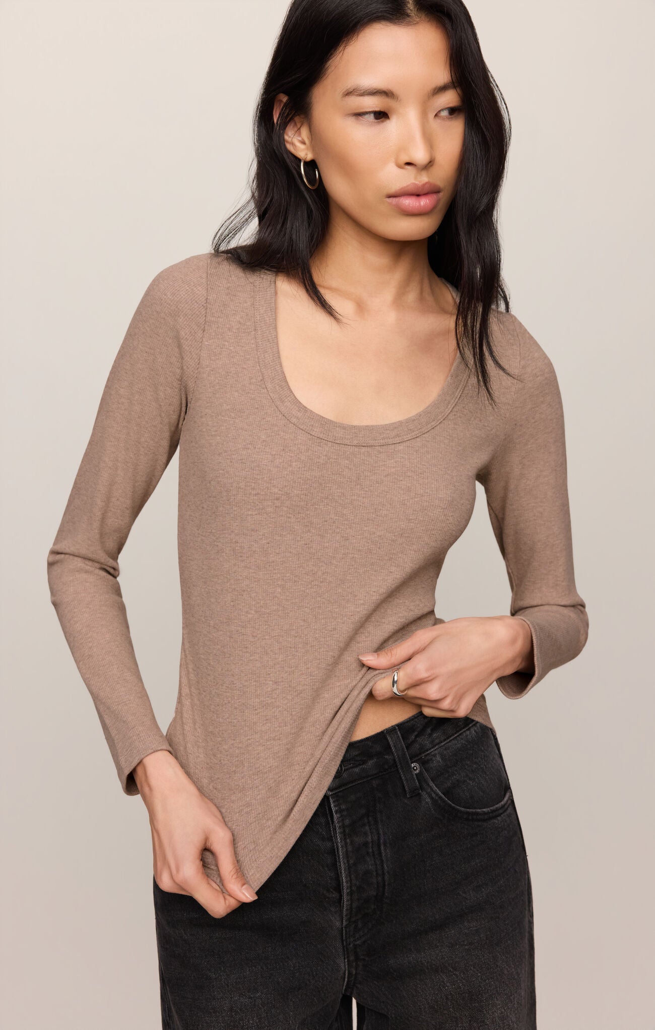 Greyson Scoop LS Tee