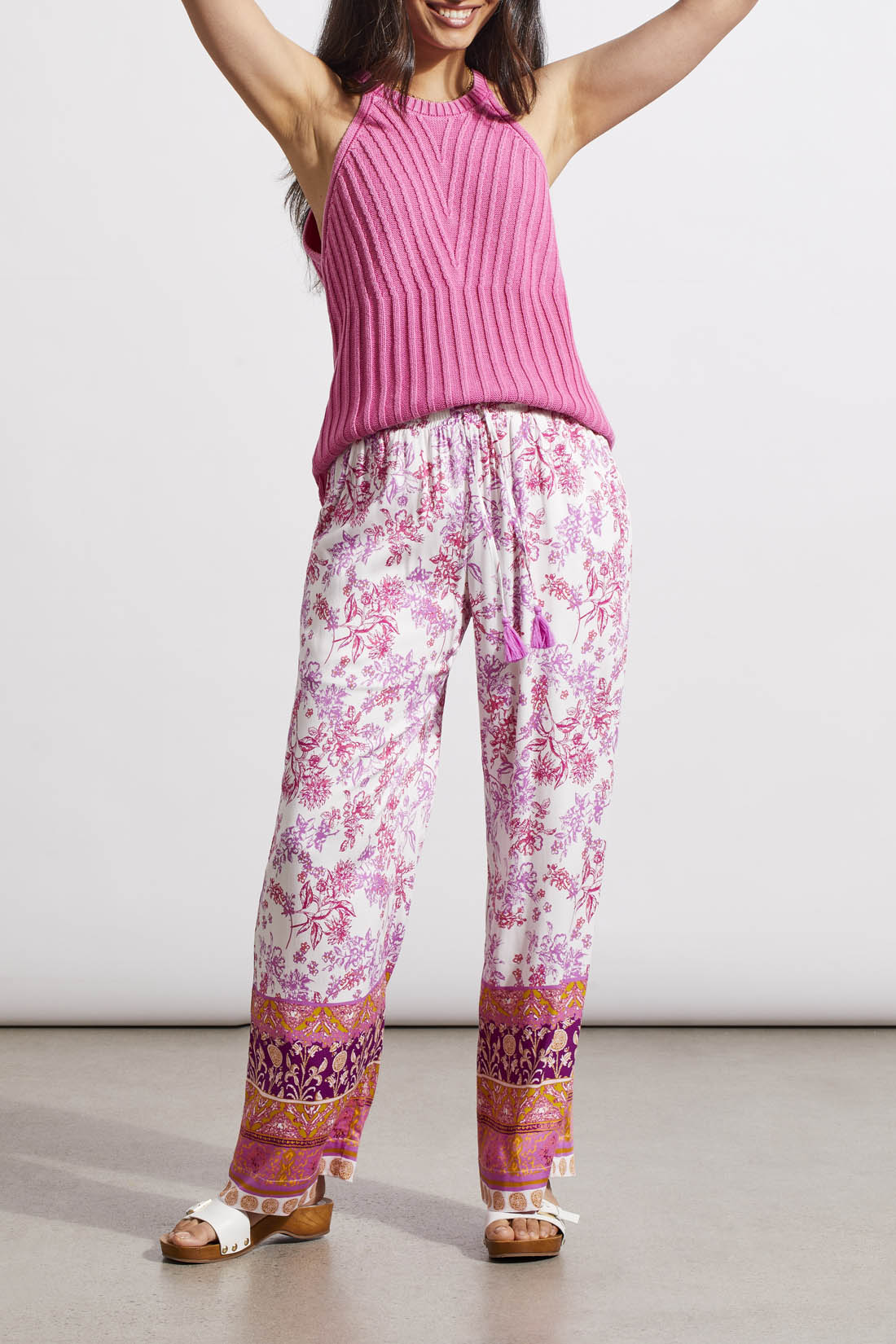 FLOWY BORDER PRINT PANT W/ DRAWCORD