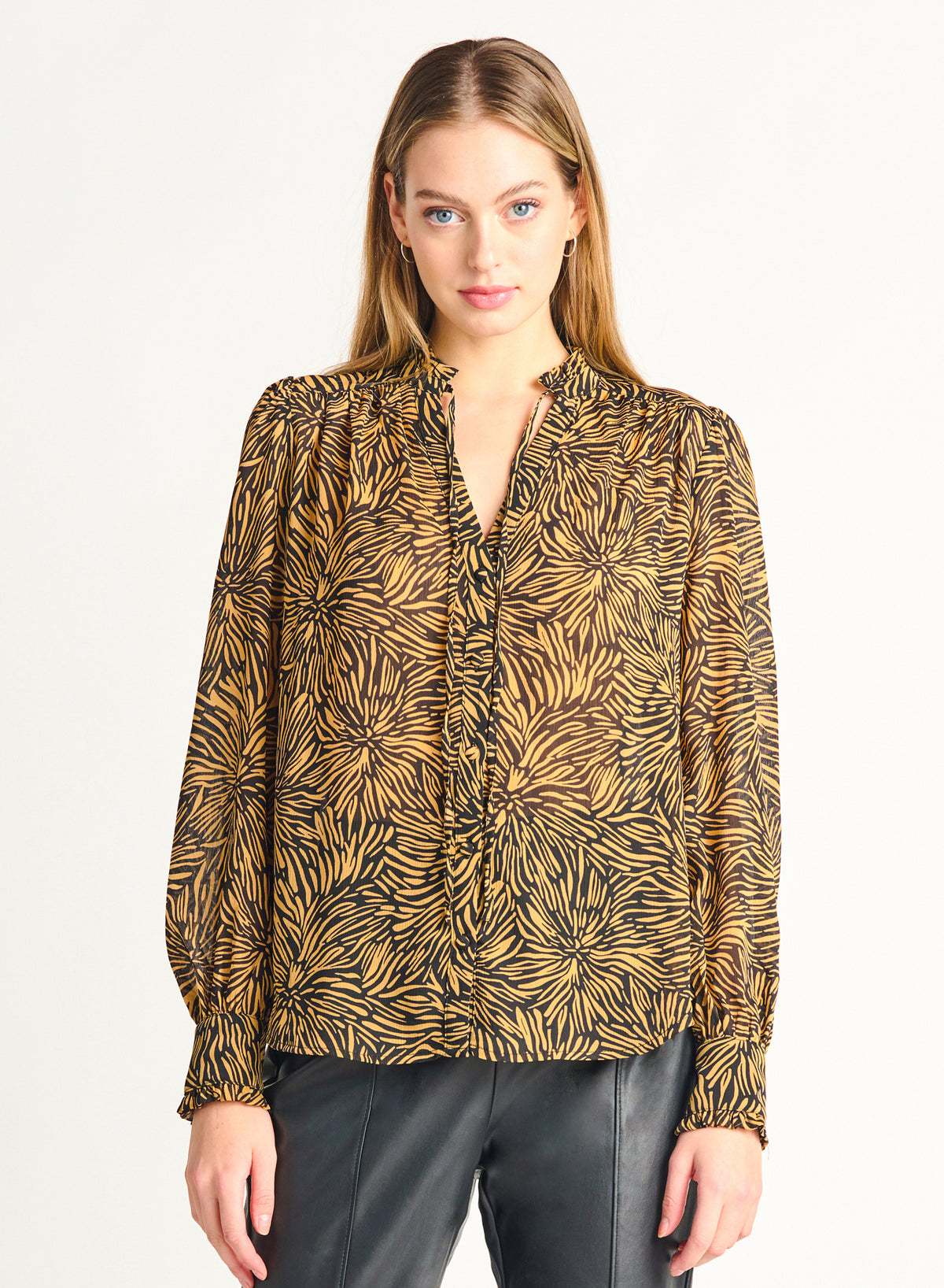 RUFFLE DETAIL TIE-FRONT PEASANT BLOUSE