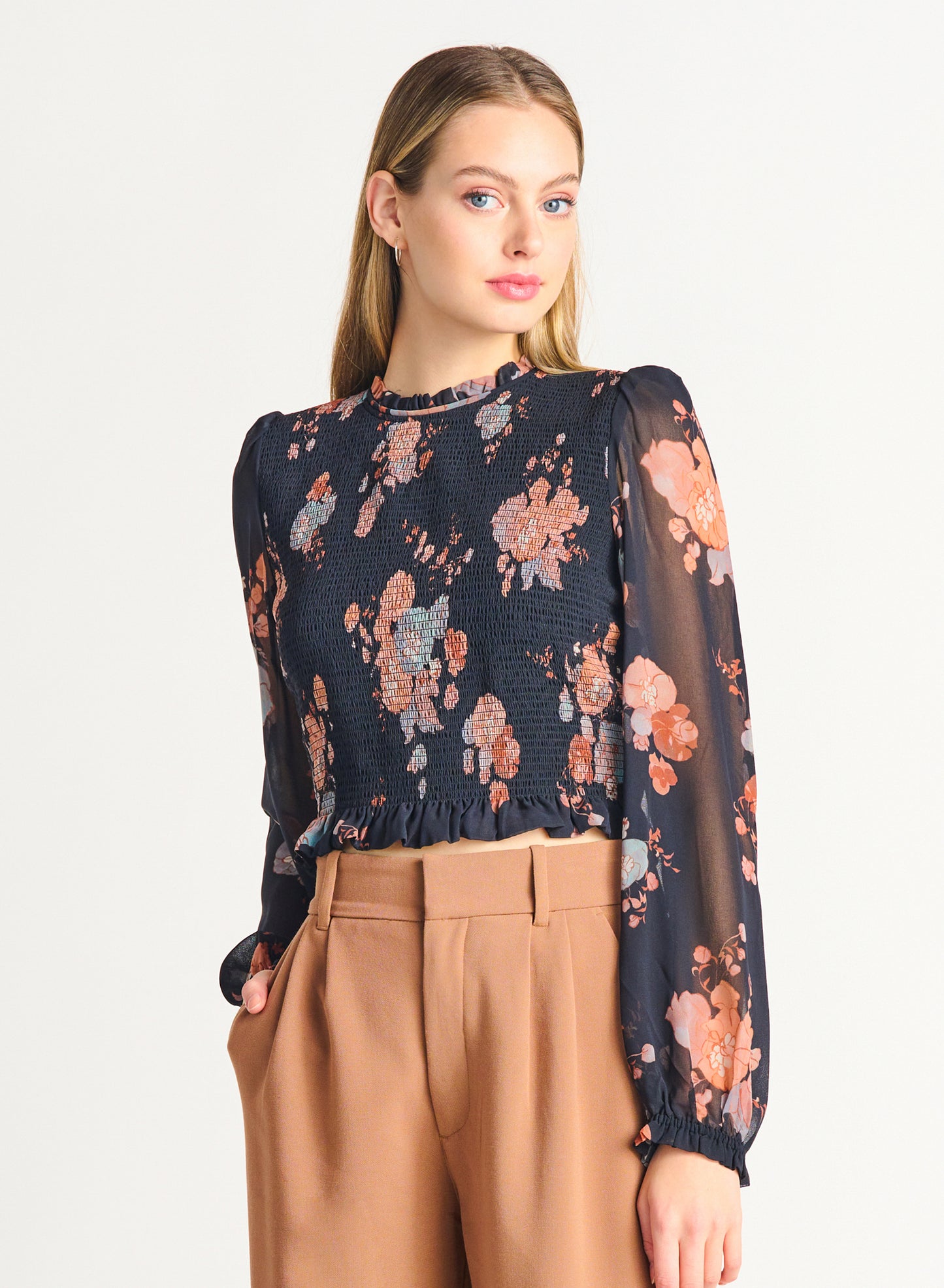 SMOCKED BODICE WOVEN TOP