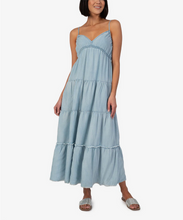 Load image into Gallery viewer, Kut From The Kloth Thea Dress with Side Pockets
