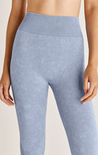 Load image into Gallery viewer, Z Supply Walk It Out Seamless Legging
