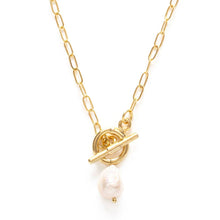 Load image into Gallery viewer, Toggle Clasp with Pearl Necklace
