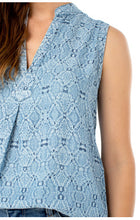 Load image into Gallery viewer, mandarin collar sleeveless shirt - Elements Berkeley
