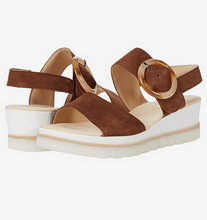 Load image into Gallery viewer, Gabor Platform Sandal with Backstrap
